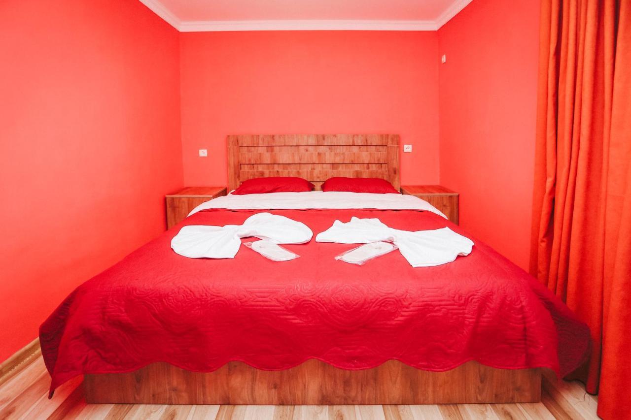 Bebo Babu Guest House Kutaisi Esterno foto