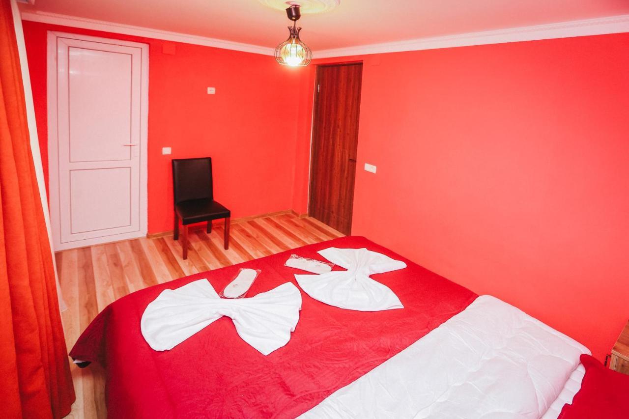 Bebo Babu Guest House Kutaisi Esterno foto