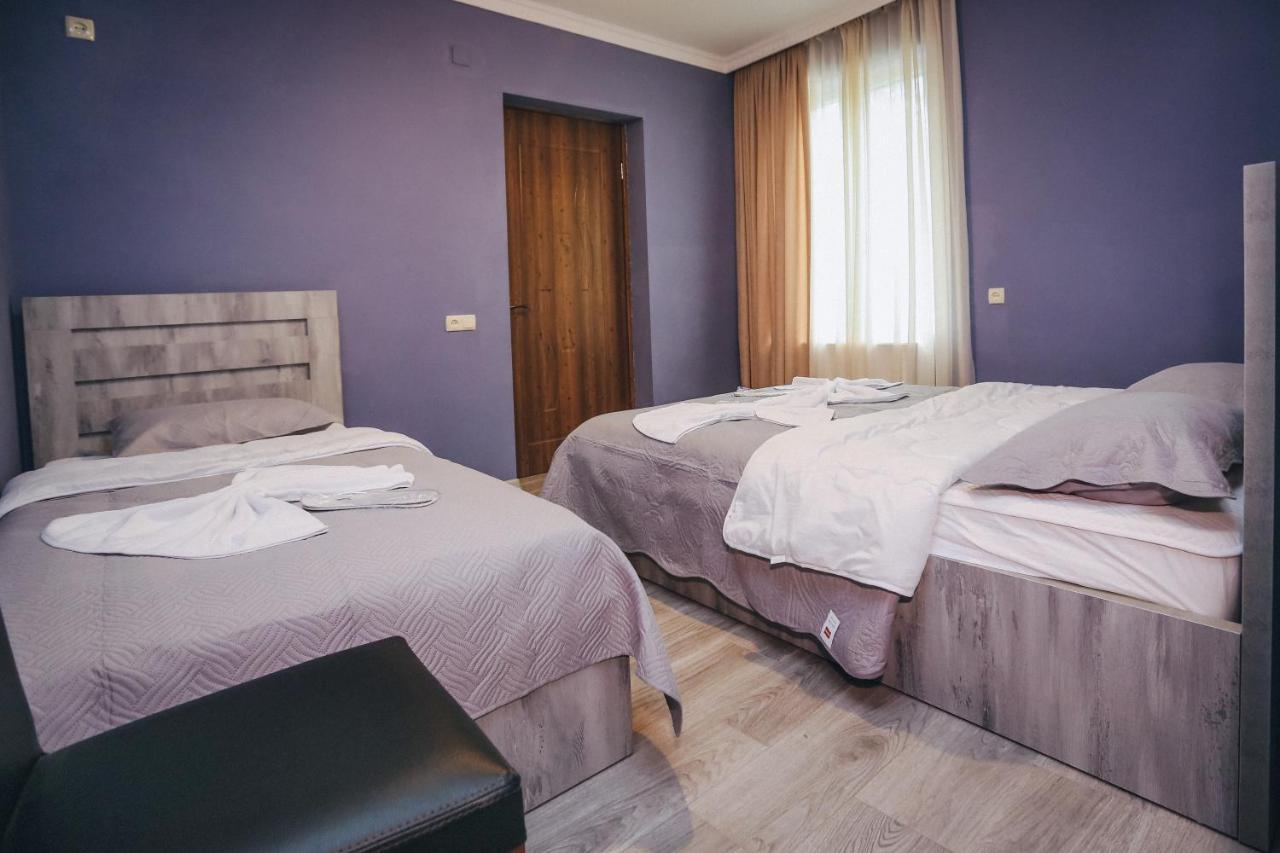 Bebo Babu Guest House Kutaisi Esterno foto