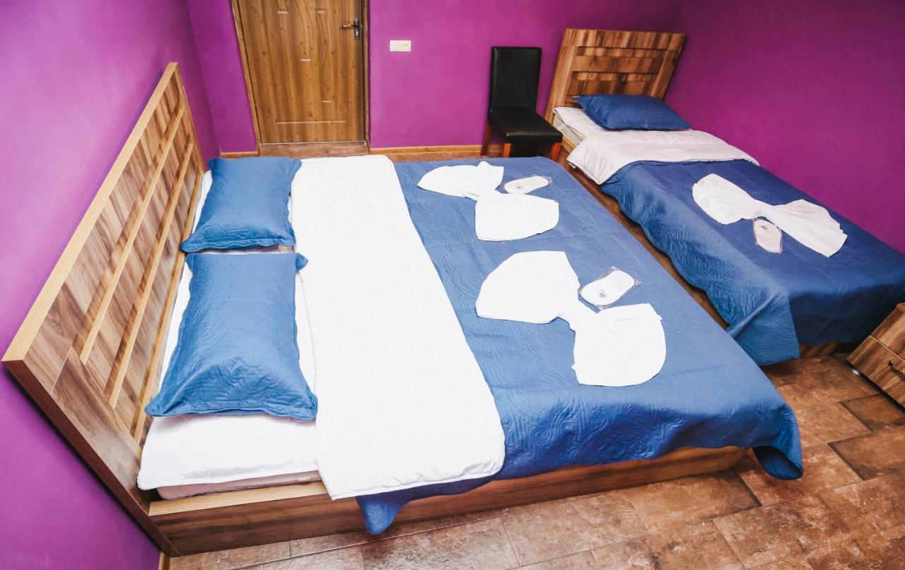 Bebo Babu Guest House Kutaisi Esterno foto